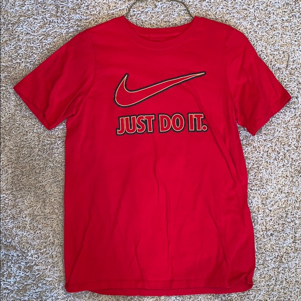 Nike Red short sleeve t-shirt